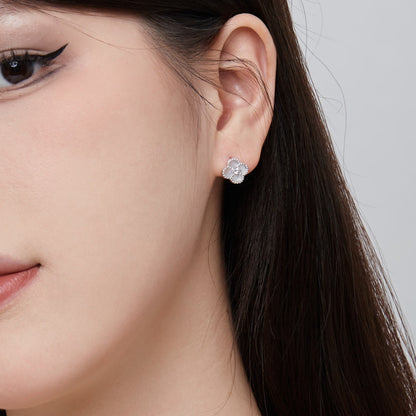 [Rose Tomorrow]Four-Leaf Clover Flower Shape Exquisite Earrings