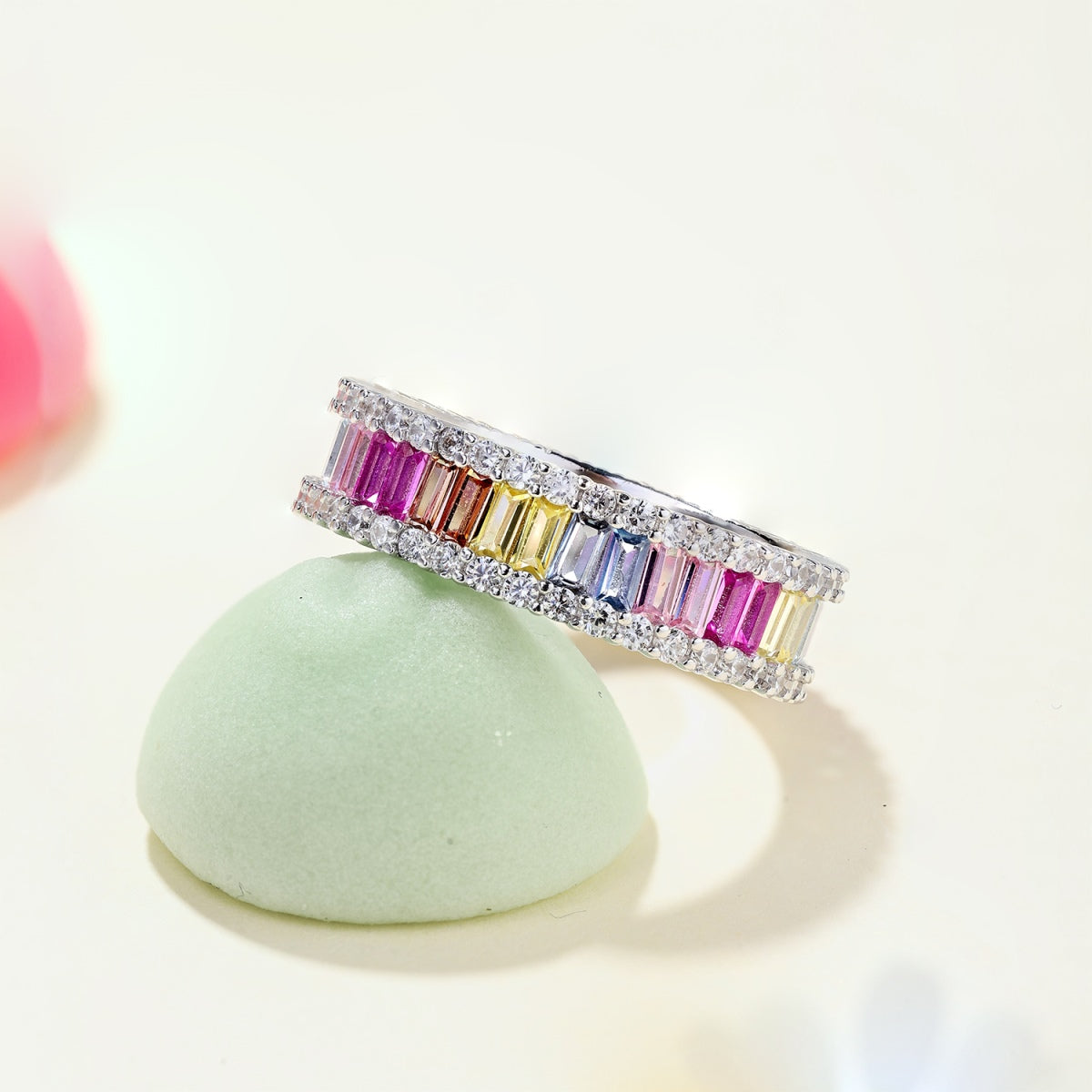 [Rose Tomorrow]Dainty Kaleidoscopic Emerald Cut Daily Ring