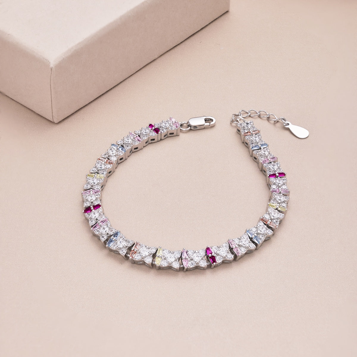 [Rose Tomorrow]Unique Colorful Flower Shape Daily Bracelet