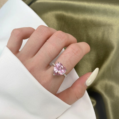 [Rose Tomorrow]6.0 Carat Luxurious Sparkling Romantic Heart Cut Lover Ring