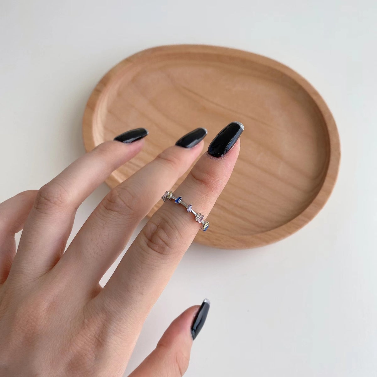 [Rose Tomorrow]Unique Trapezoid Cut Daily Ring