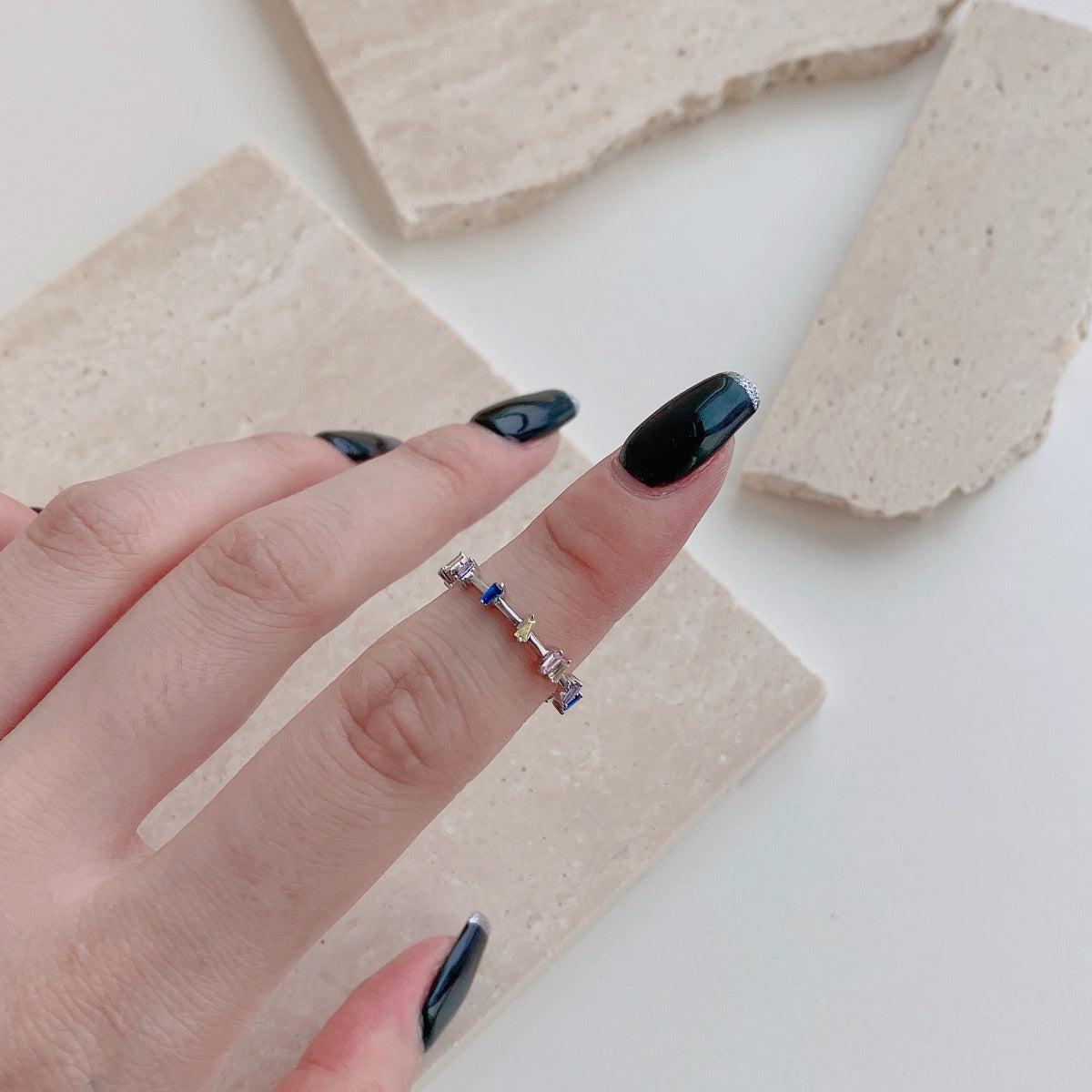 [Rose Tomorrow]Unique Trapezoid Cut Daily Ring