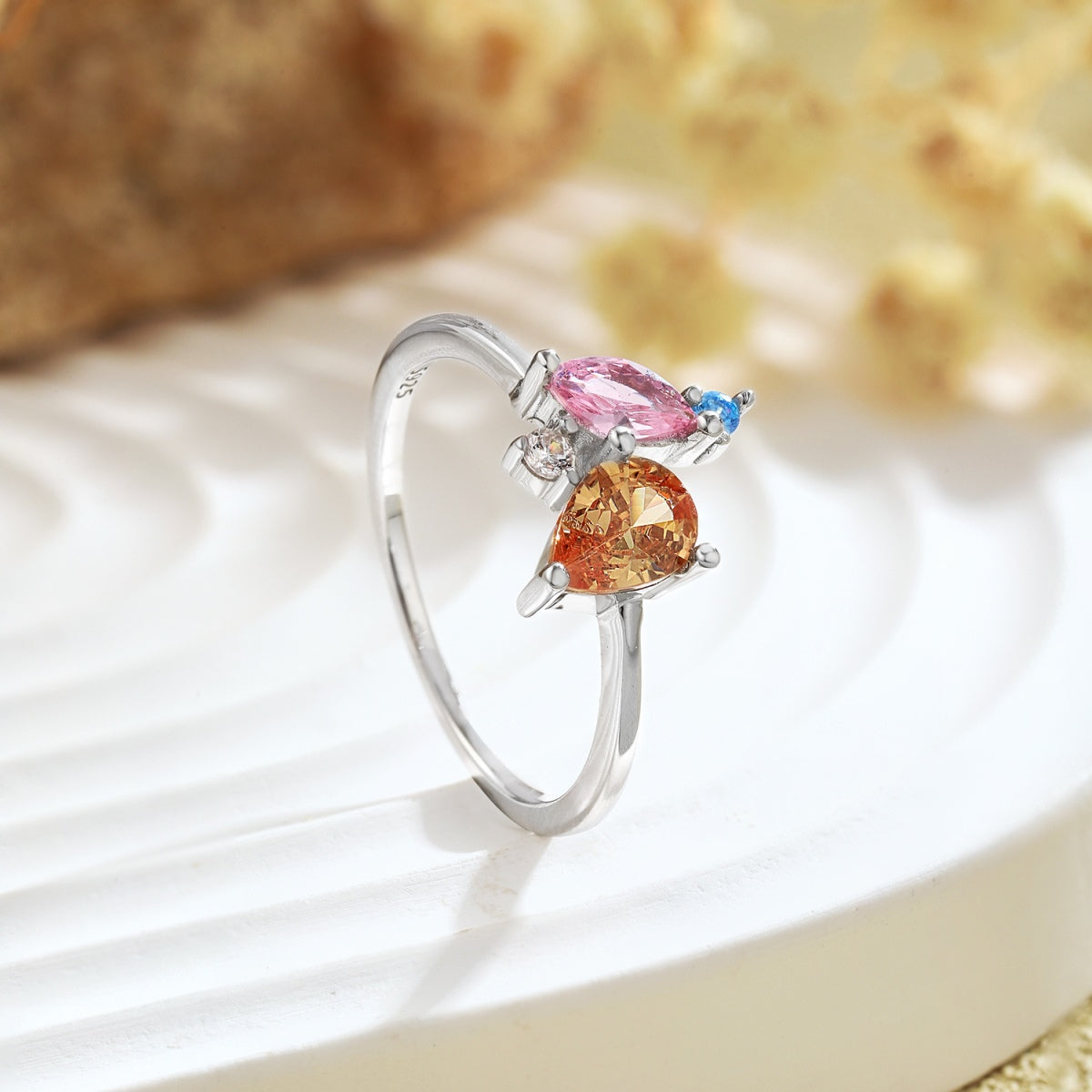 [Rose Tomorrow]Radiant Colorful Multi Cut Daily Ring