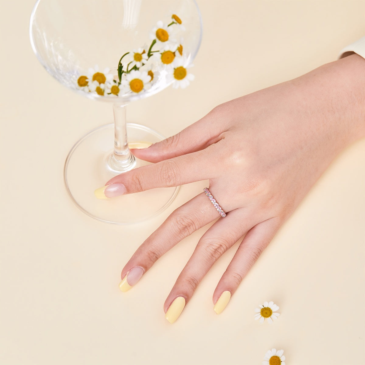 [Rose Tomorrow]Dainty Ebullient Round Cut Daily Ring