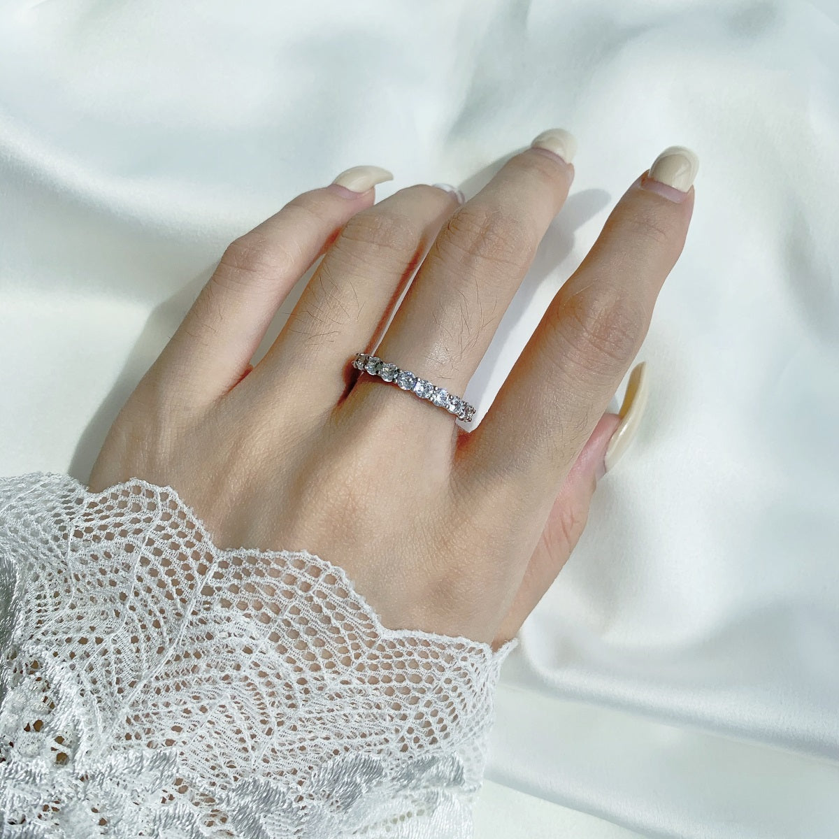 [Rose Tomorrow]Sparkling Round Cut Tennis Ring